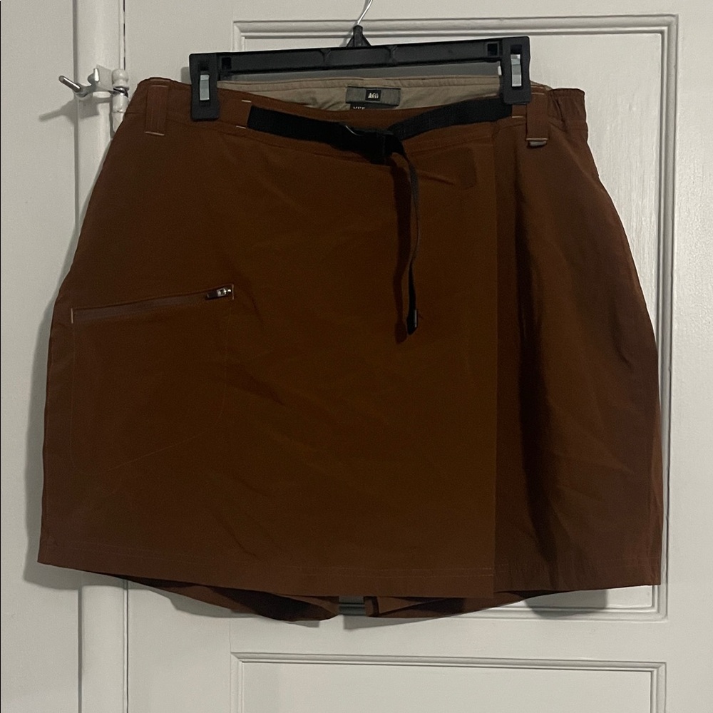 REI Mojave Skort Size 14 - Picture 2 of 4